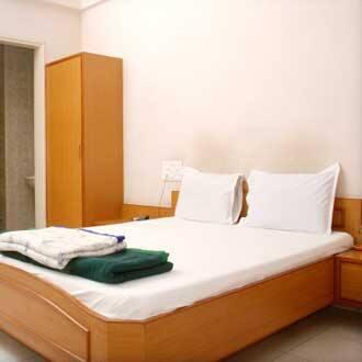 Hotel Shree Darshan 5/9