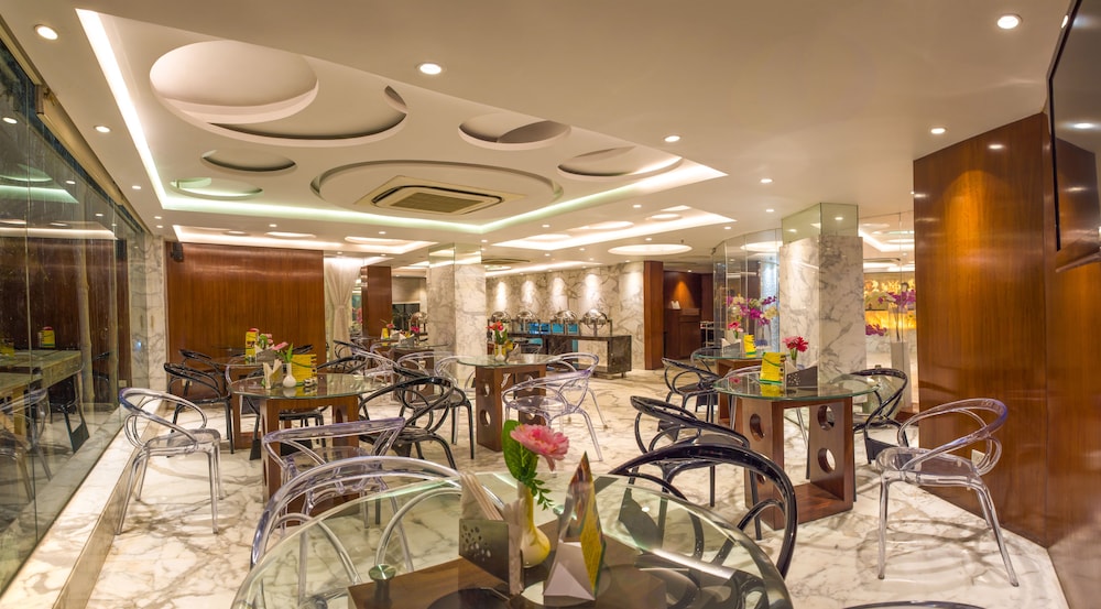 HOTEL KEMPTON 27/29