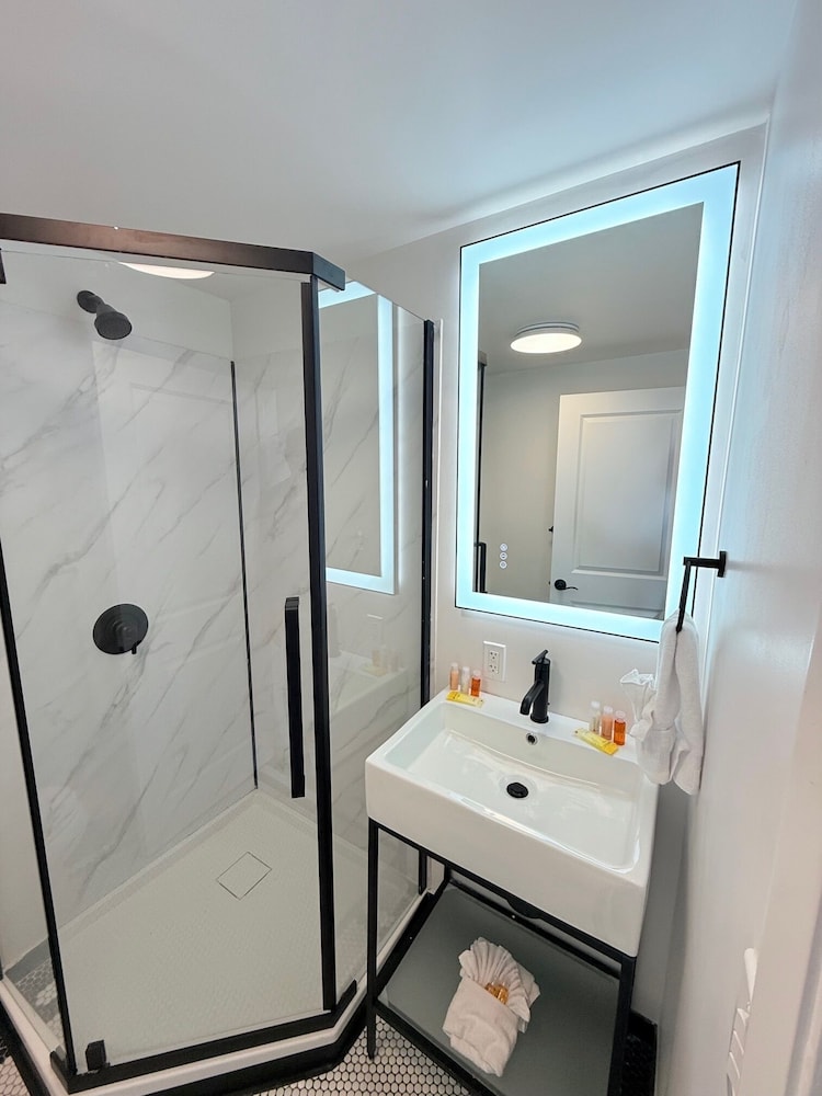 غرفة أساسية بسرير مزدوج، The Beau Hotel Downtown San Diego Gaslamp Quarter 4/4