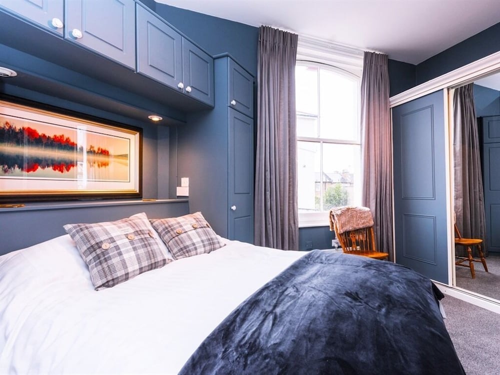 Summerfield Pub & Boutique Rooms 5/21
