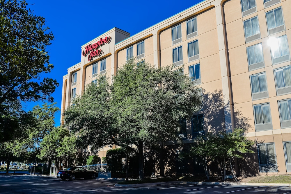 Hampton Inn Austin NW near The Domain (Ex Hampton Inn Austin Arboretum Northwest) 10/55