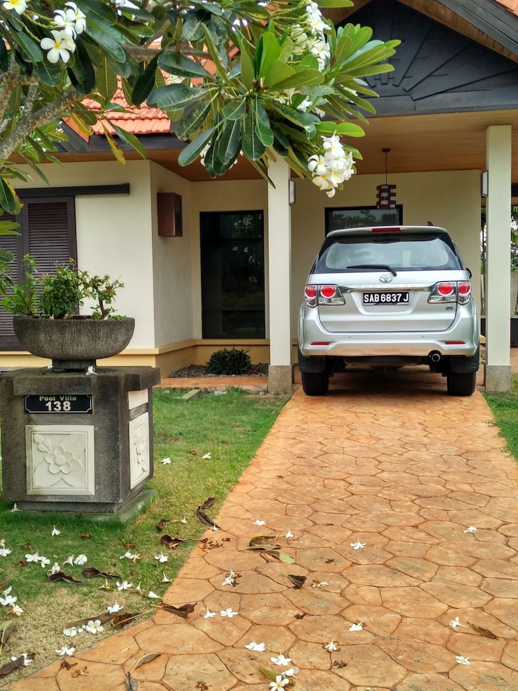 Sabah Beach Villas Suites 58/63