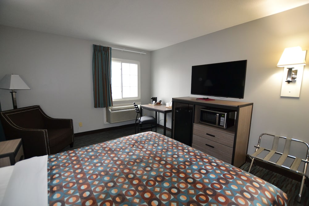 Countryside Inn and Suites Council Bluffs 51/57