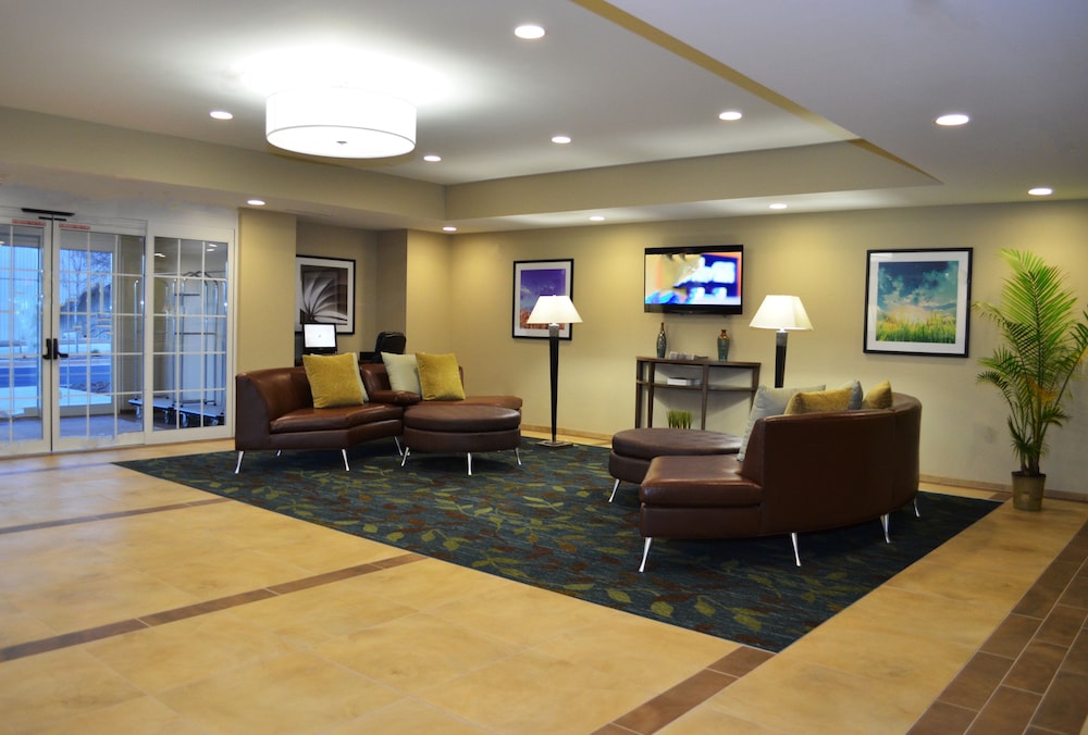 Candlewood Suites Greenville 20/28