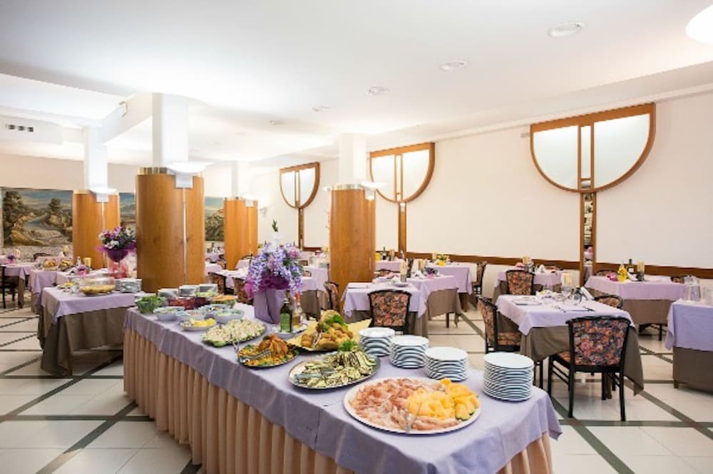 Albergo Angiolino 22/36
