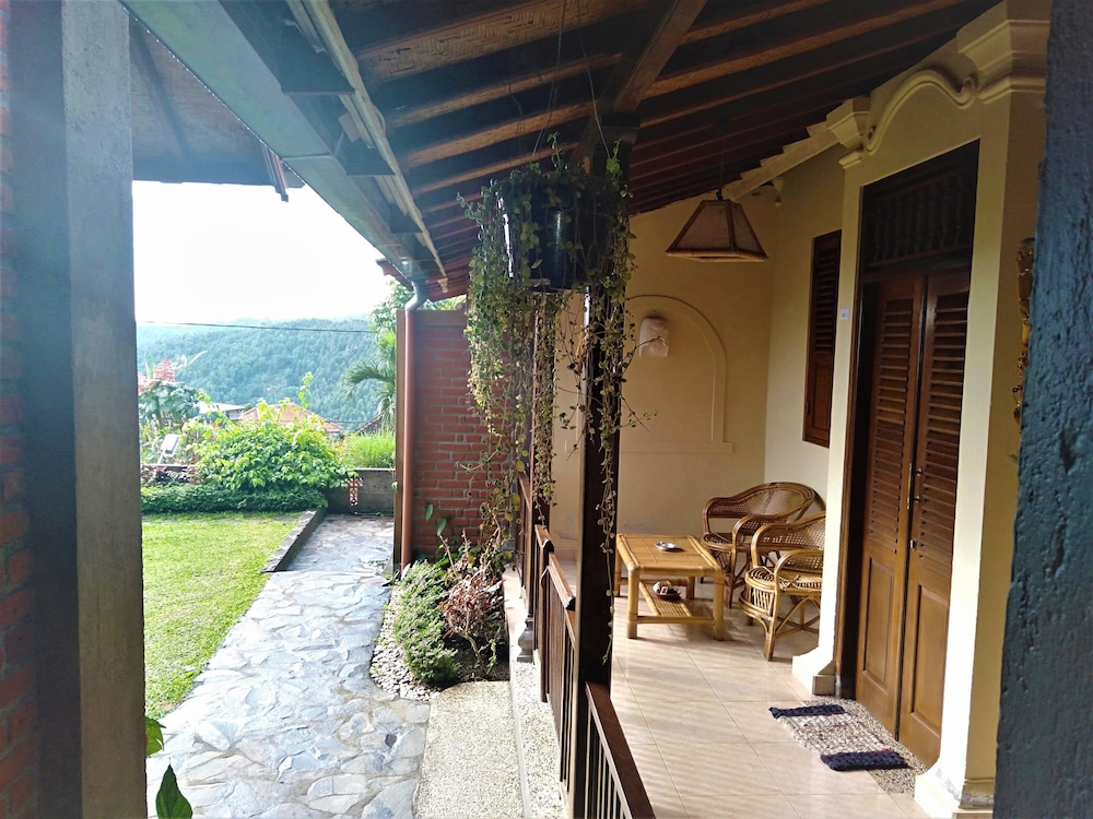 Meme Surung Homestay 28/66