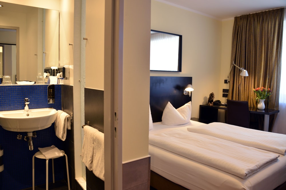 Hotel Belle Blue 62/62