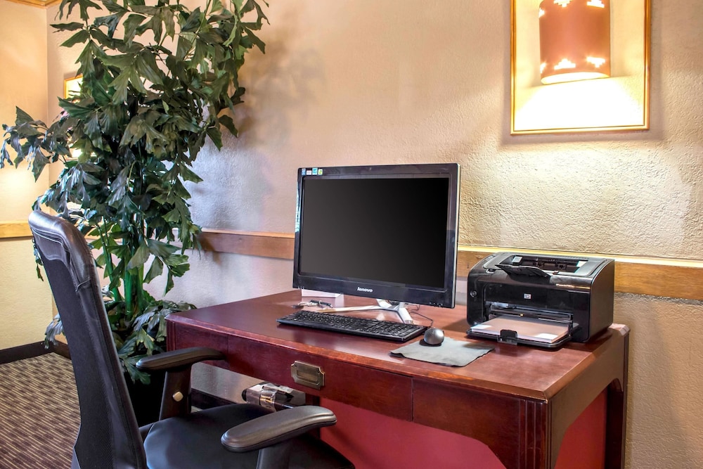 Quality Inn Wickenburg, AZ 36/38