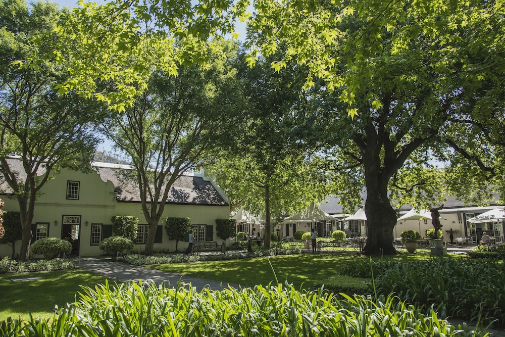 The Owners Cottage / La Provencale 40/50