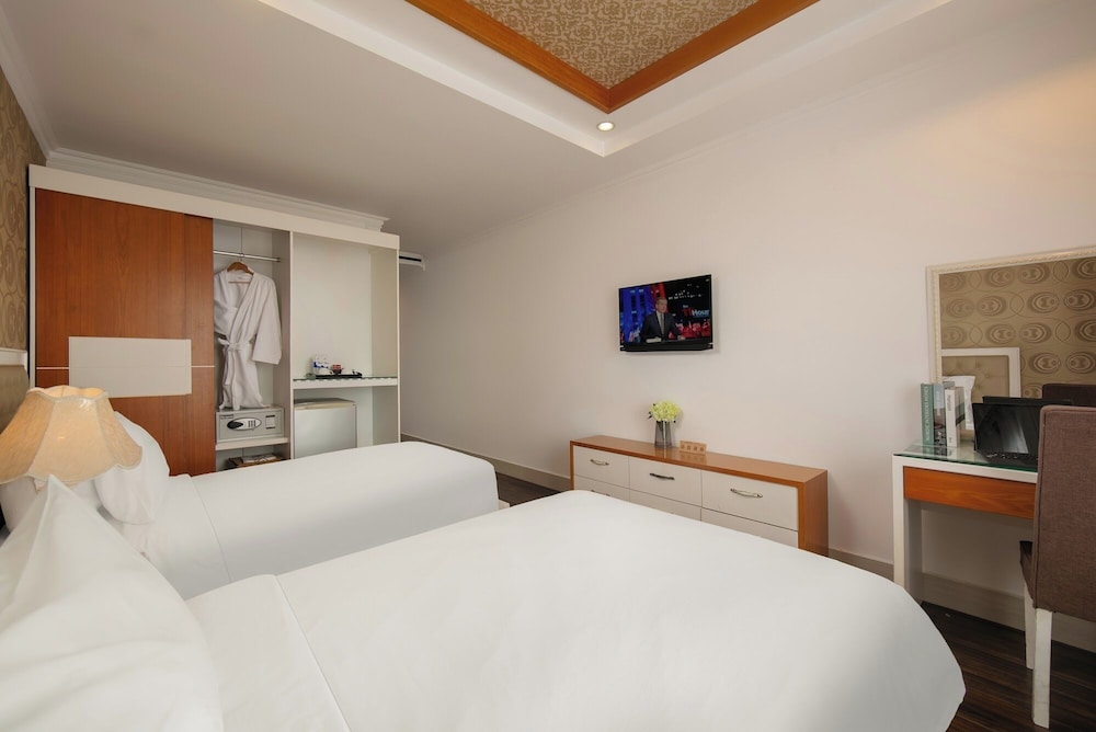 Nesta Hotel 19/64
