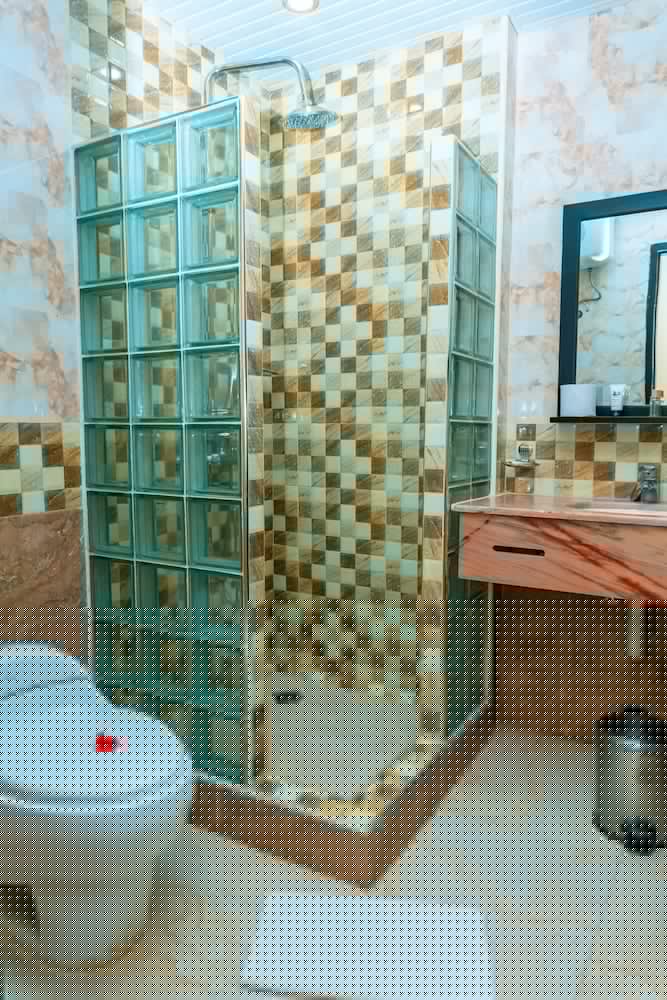 Golden Tulip Stonetown Boutique 49/83