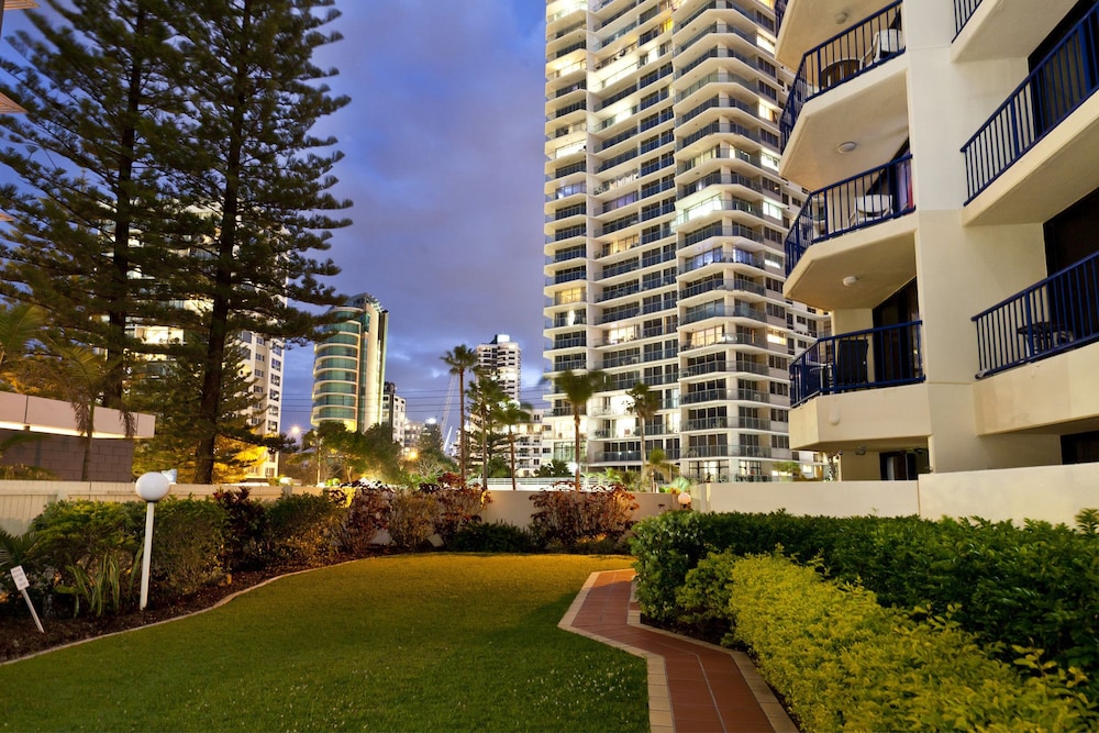 Surf Regency 66/72