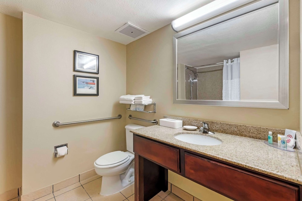 Comfort Inn and Suites Tavares North 38/38