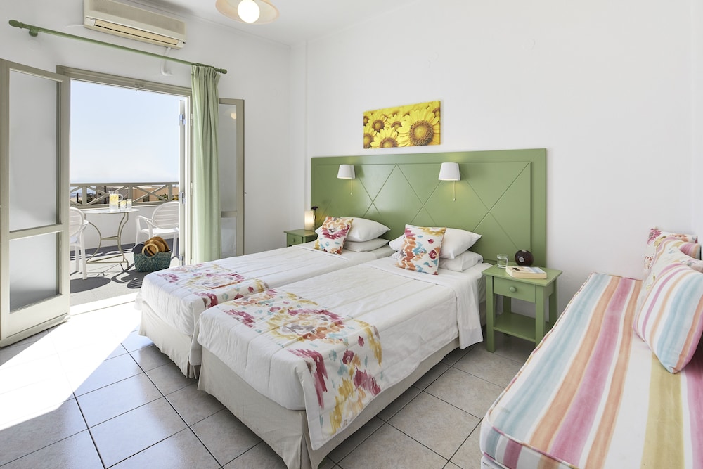 Nissos Thira Hotel 26/62