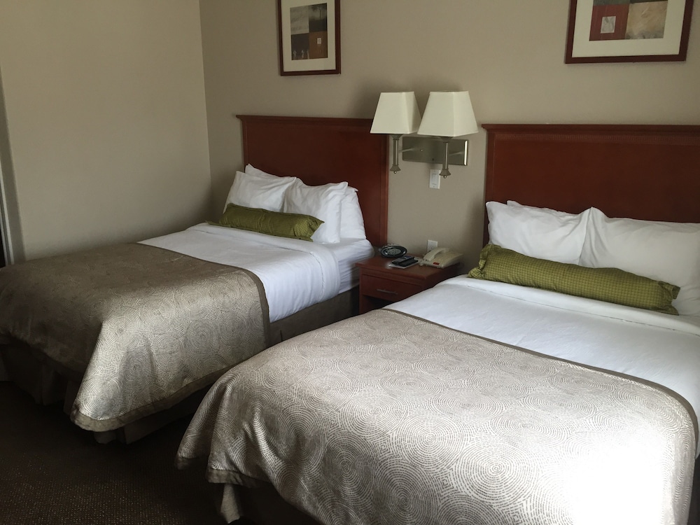 Candlewood Suites La Porte 18/40