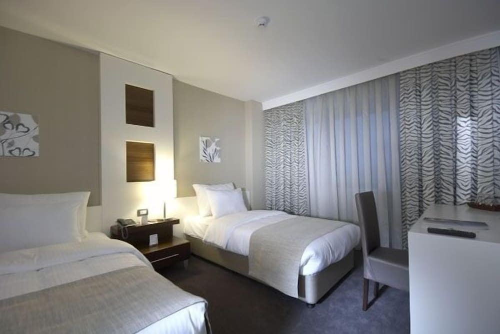 STANDARD, TWIN BEDS