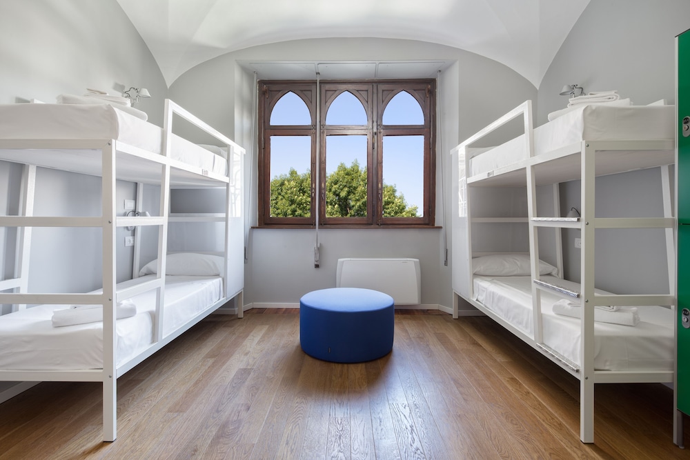 Babila Hostel 34/55
