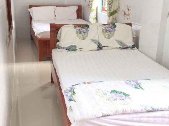 Sunrise Guesthouse 11/17