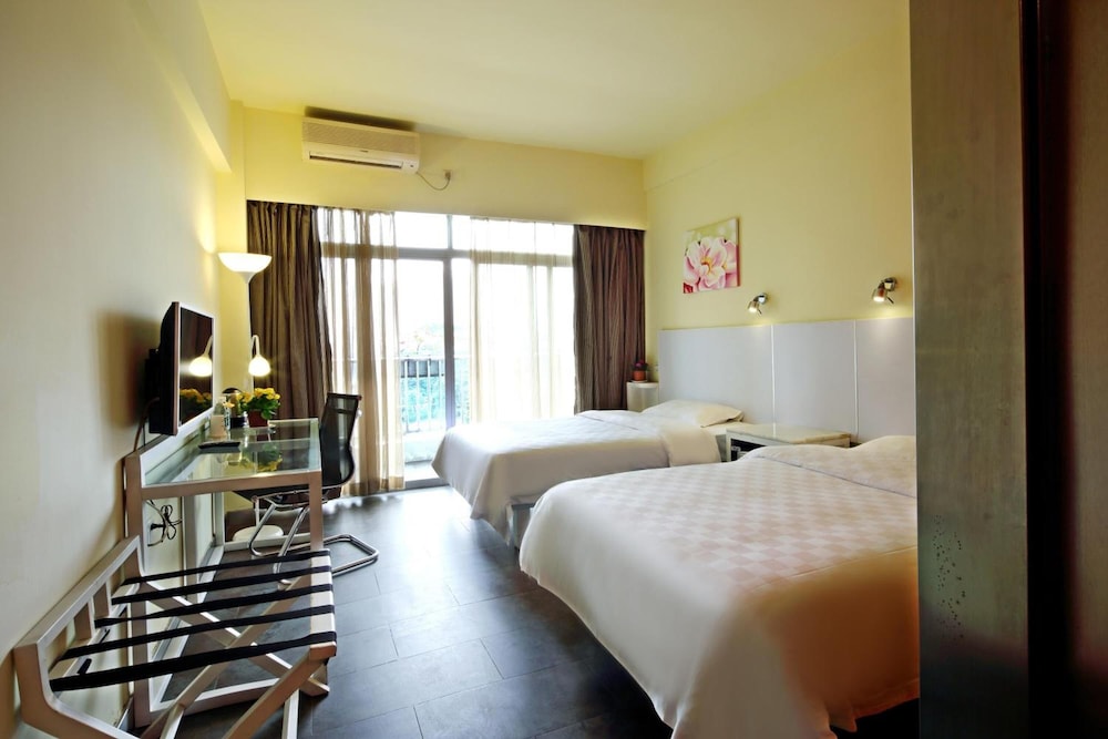 Garden Inn 4th Zhongshan Road Branch 24/60