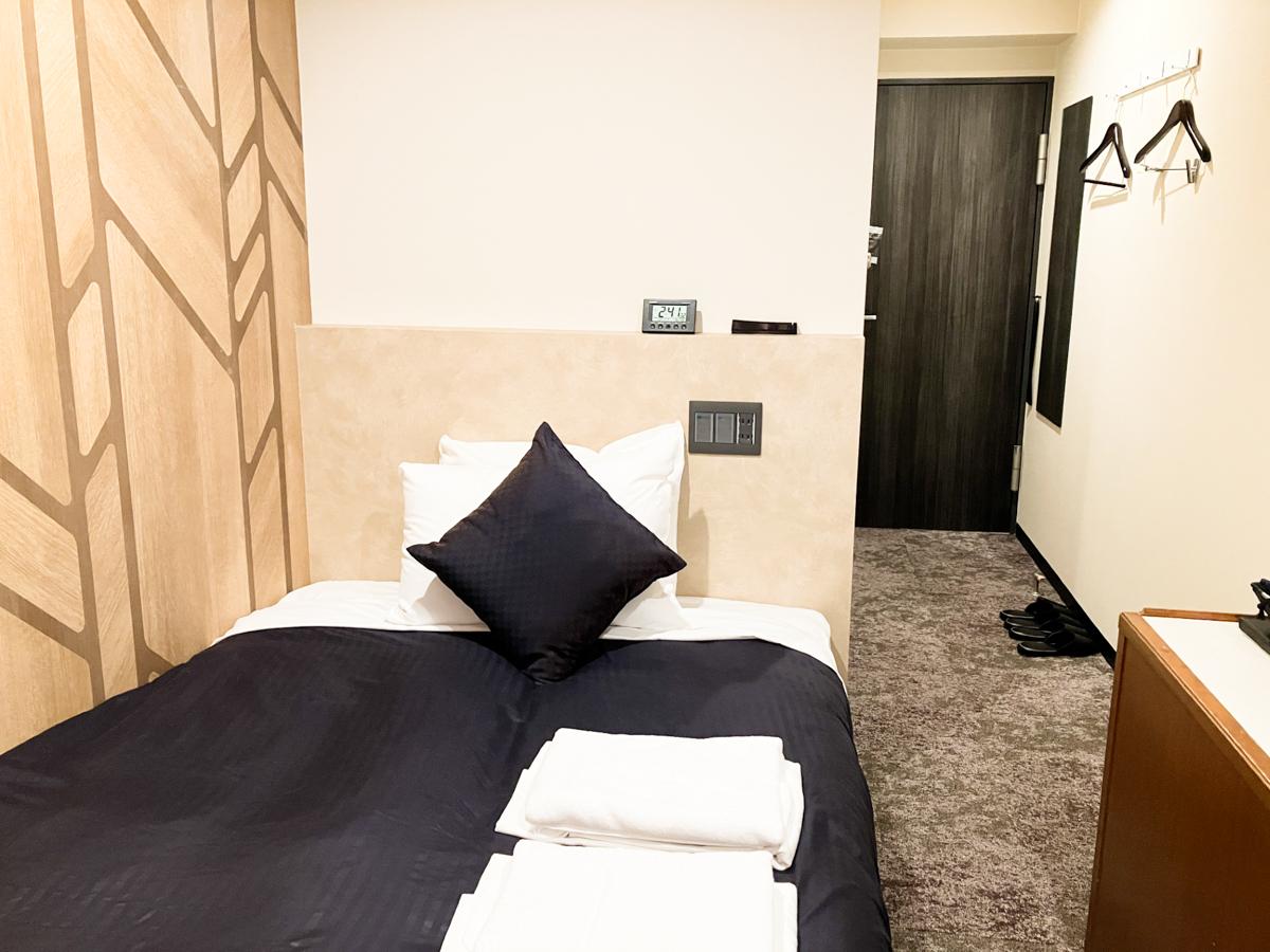 Room, Single, Smoking