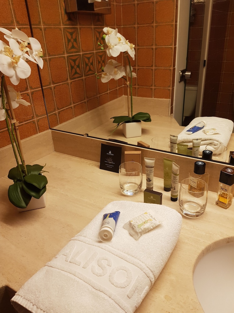 Hotel Alison 23/48