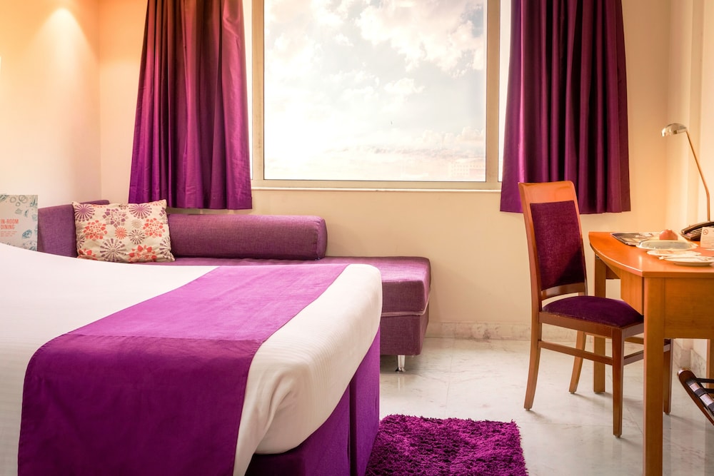CASPIA HOTEL NEW DELHI SHALIMAR BAGH 19/67