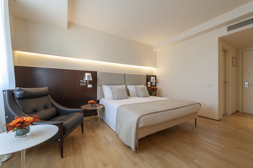 La Reggia Sporting Center Hotel 14/56