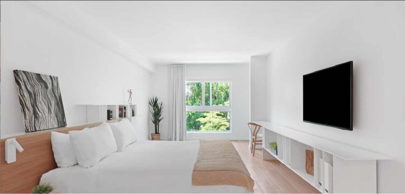 Deluxe One Bedroom King