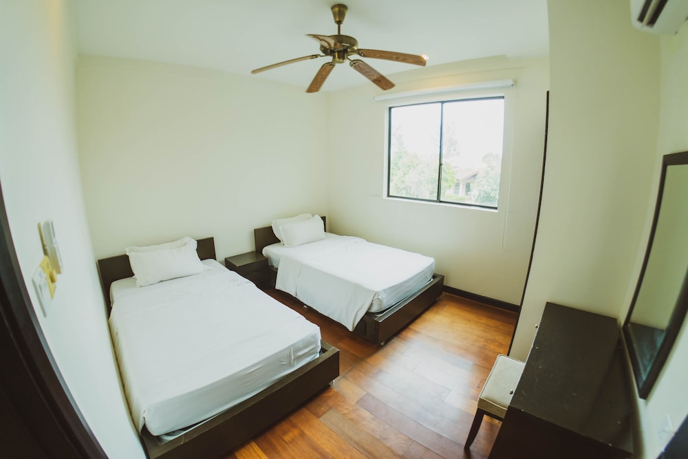 Borneo Beach Villas 21/62