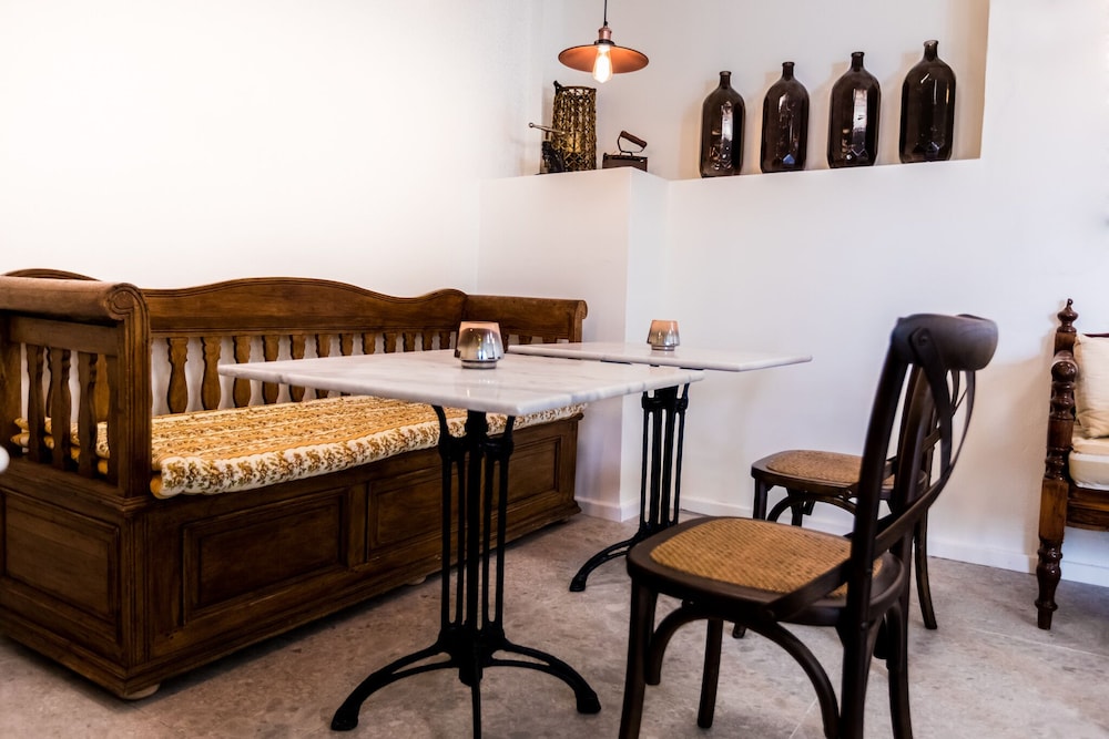 Lemon Tree House Hotel 7/50