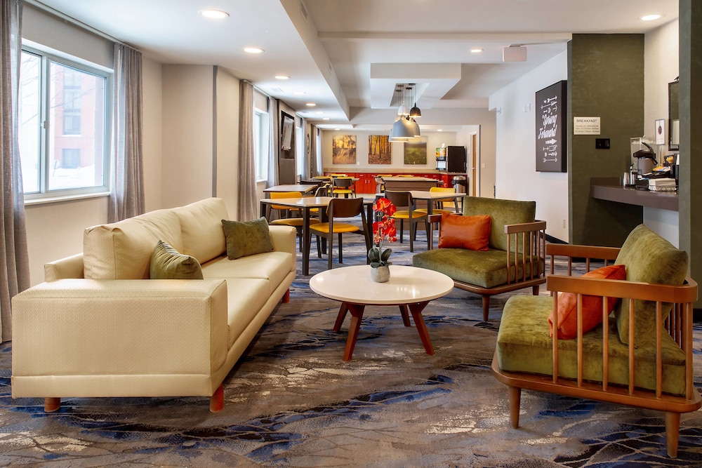 Fairfield Inn Suites Minneapolis Eden Prairie 25/40