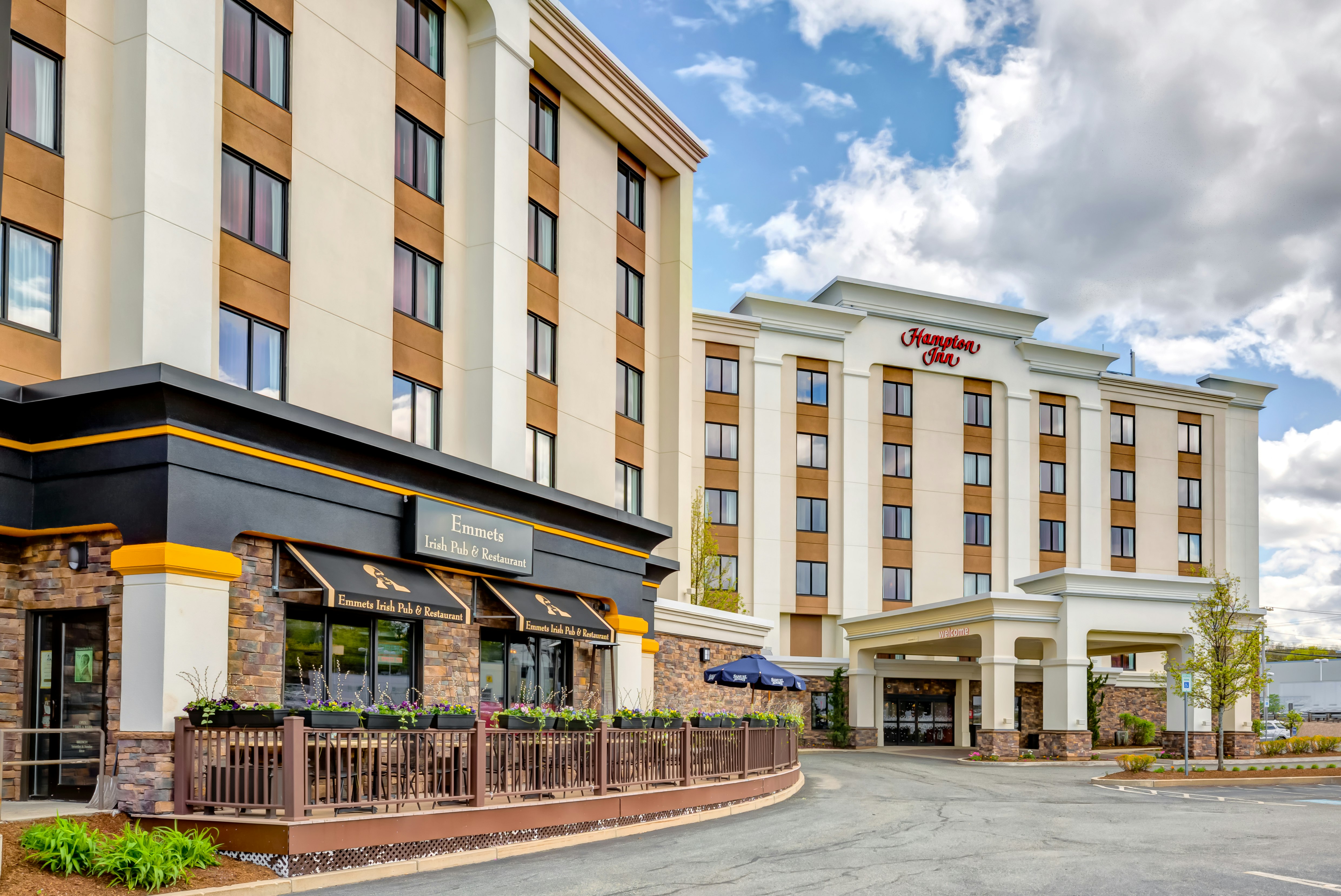 Hampton Inn Boston-Norwood 51/52