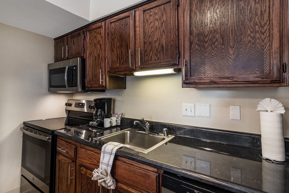 Chase Suite Hotel El Paso 52/59