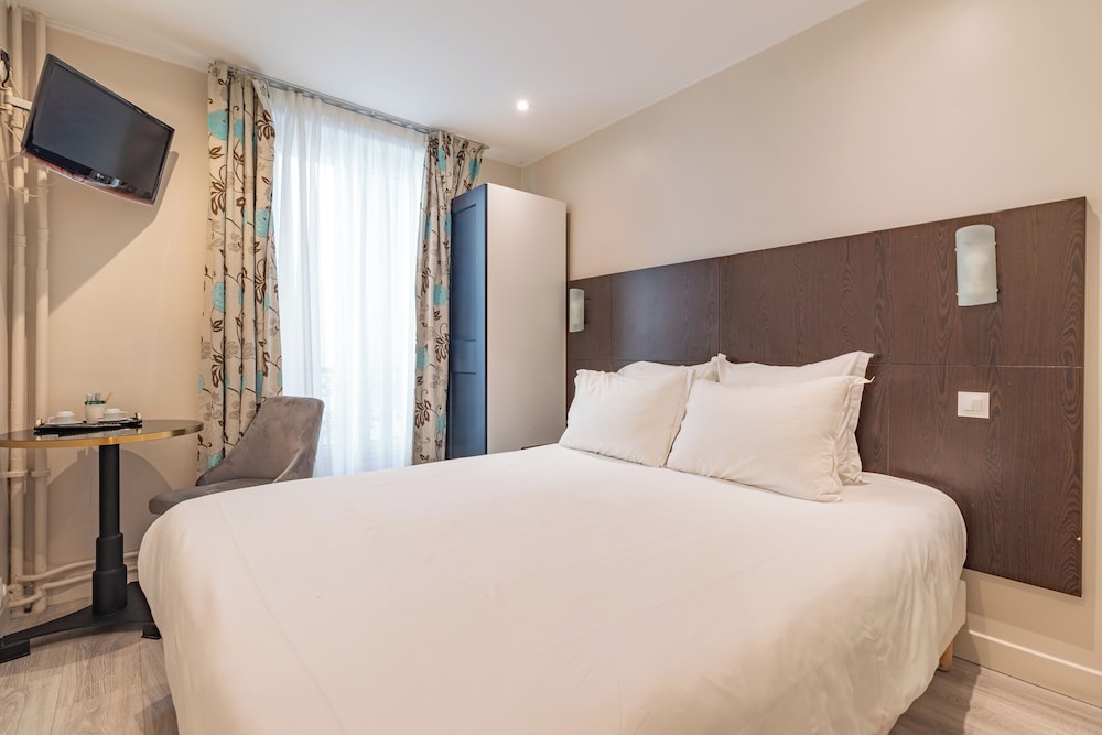 Hotel Riviera 15/50