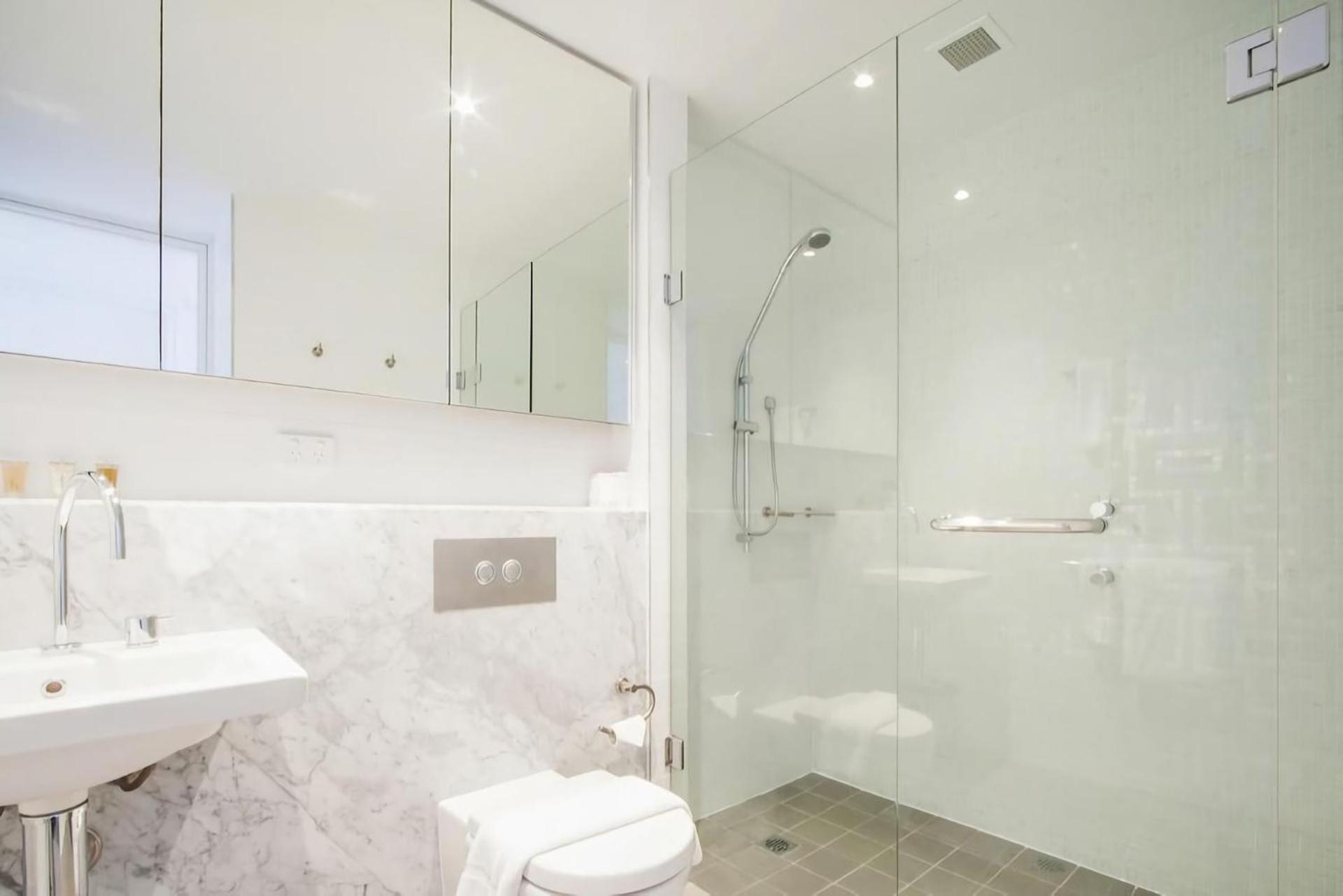 Accommodate Canberra Realm 21/24