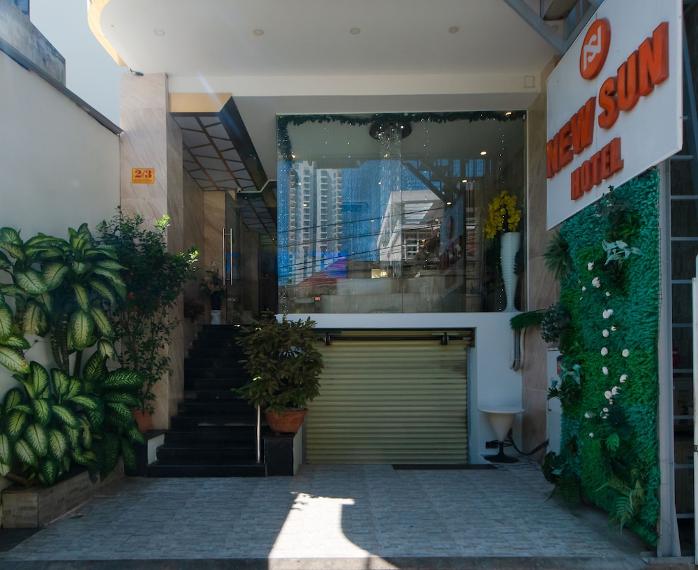 New Sun Hotel 3/50
