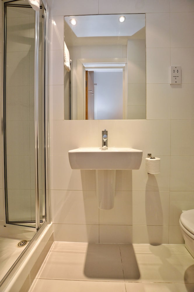Notting Hill Serviced Apartments by Concept Apartments 44/49