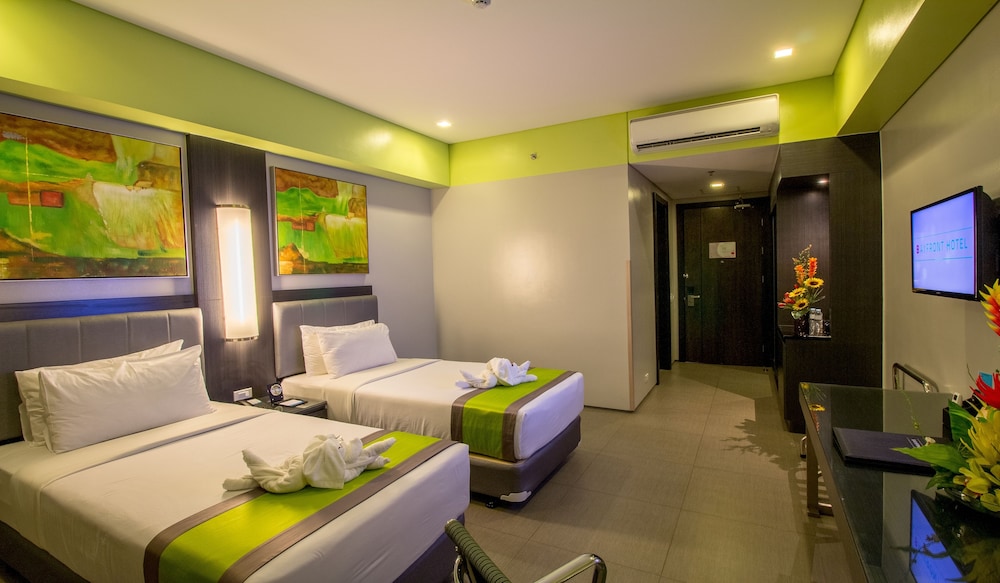 Bayfront Hotel Cebu - North Reclamation 29/67