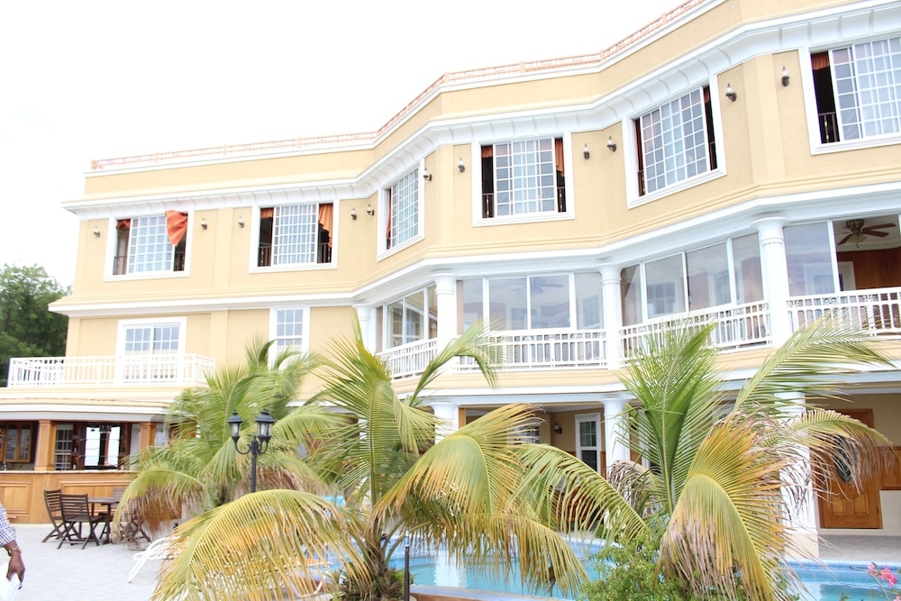 Lebon Appart Hotel 1/32