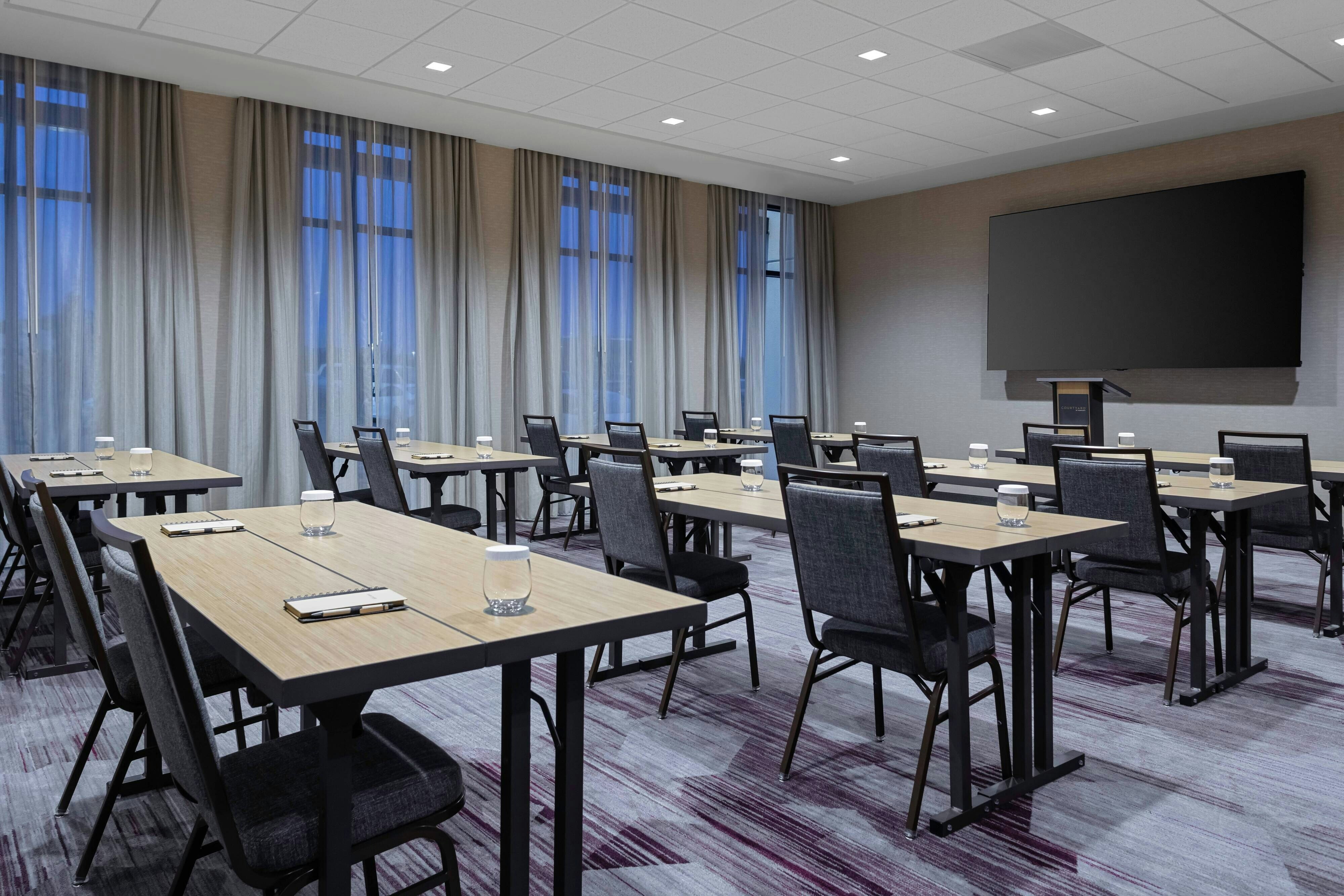 Courtyard by Marriott Pasco Tri-Cities Airport 23/32