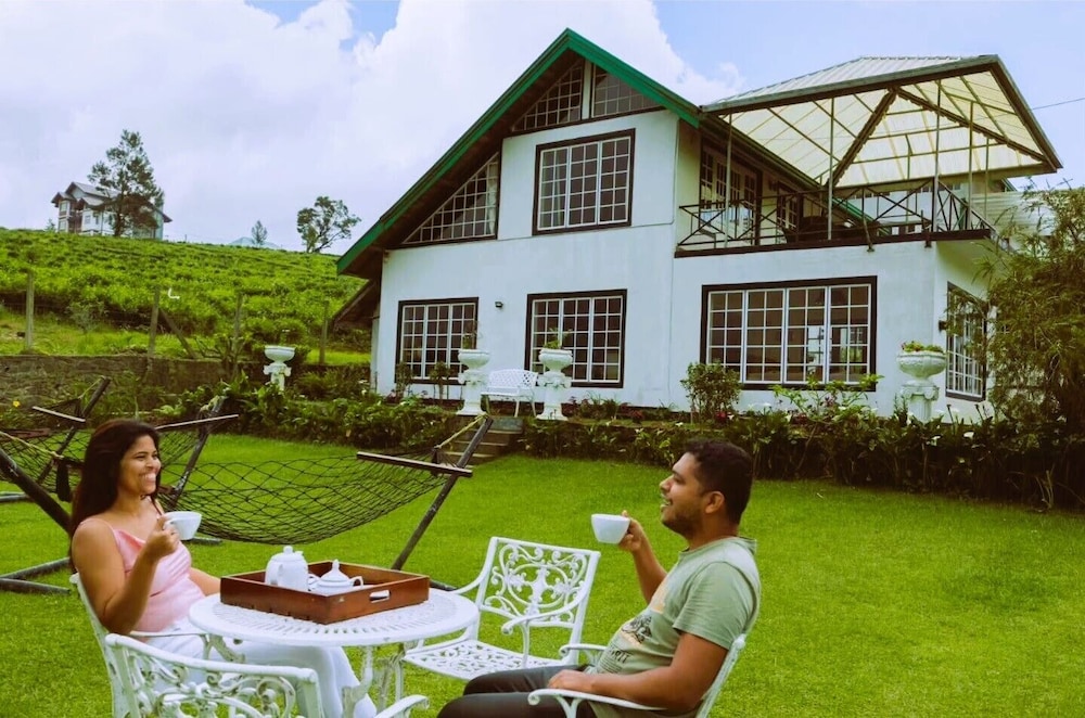 The Tea Garden 51/55