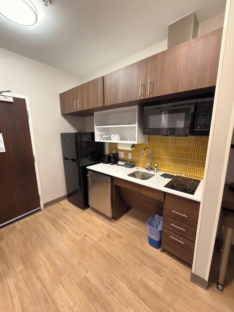 Mainstay Suites - Oklahoma City Airport 11/56