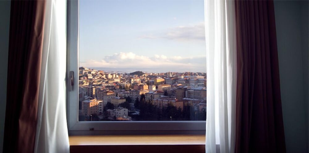 Hotel Don Guglielmo 42/50