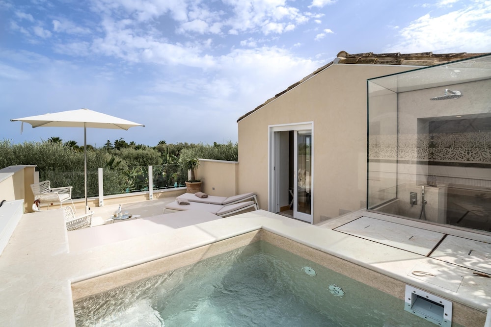 ZAHIR COUNTRY HOUSE 23/50
