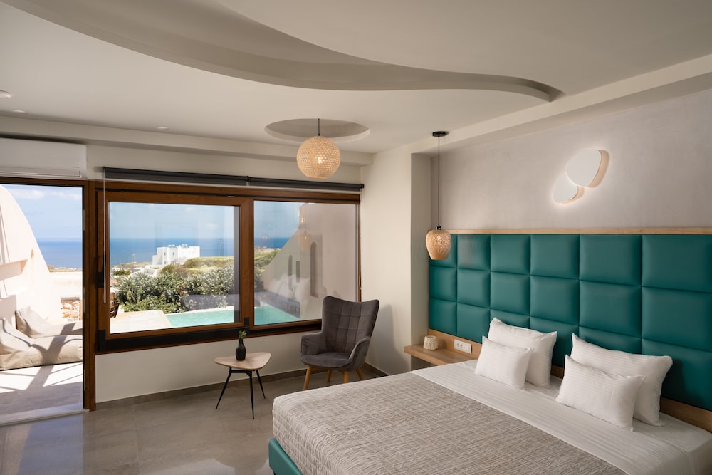 Perla Nera Suites 7/50