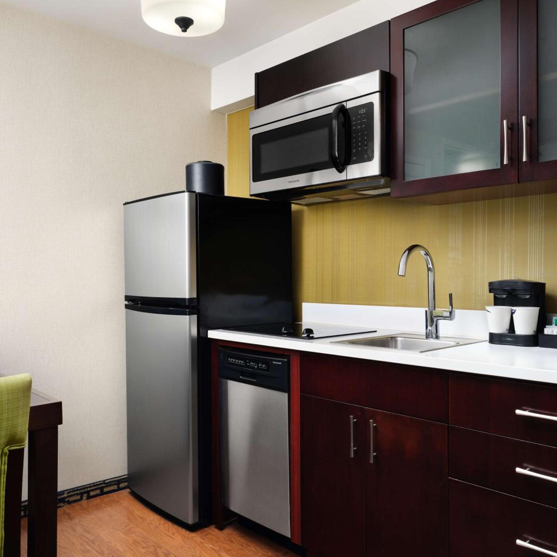 جناح بسرير كينج بغرفة نوم واحدة مع أريكة، Homewood Suites By Hilton Chicago Downtown/Magnificent Mile 4/4