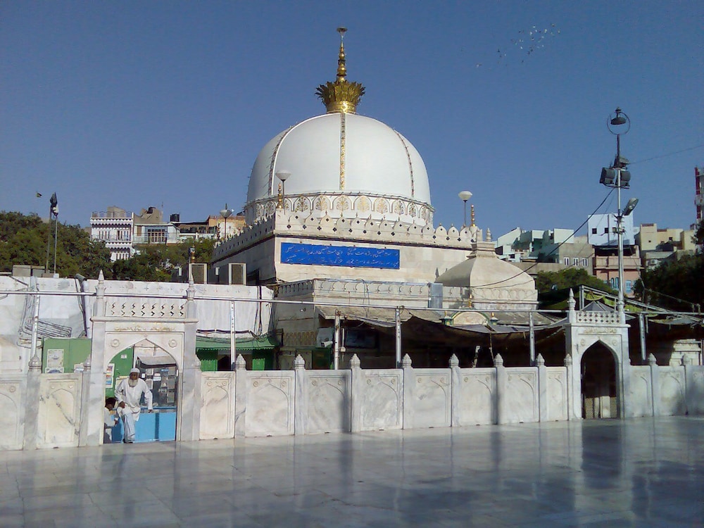 Hotel Royal Ajmer 4/40