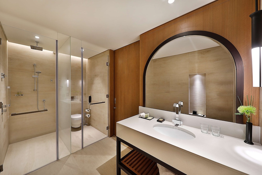 Doubletree by Hilton Dubai Business Bay 5/65