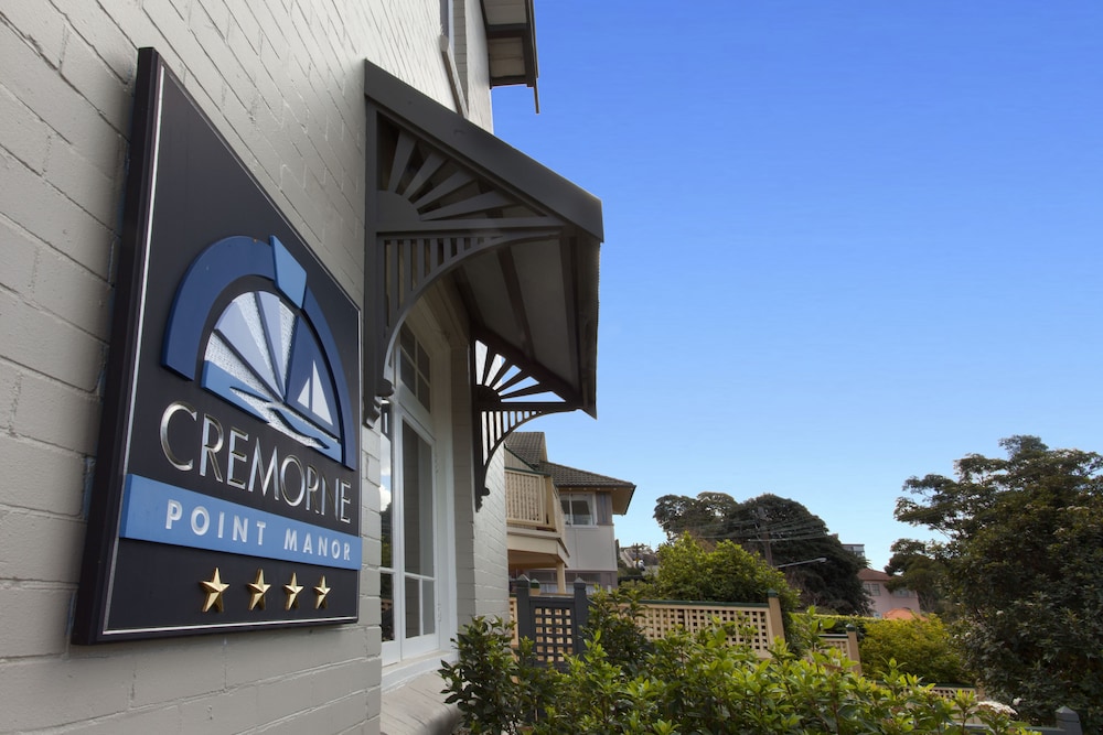 CREMORNE POINT MANOR 3/73