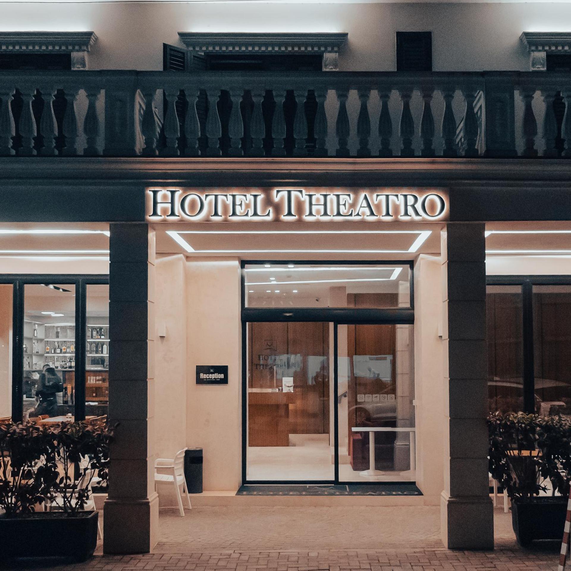 Theatro in TIRANA